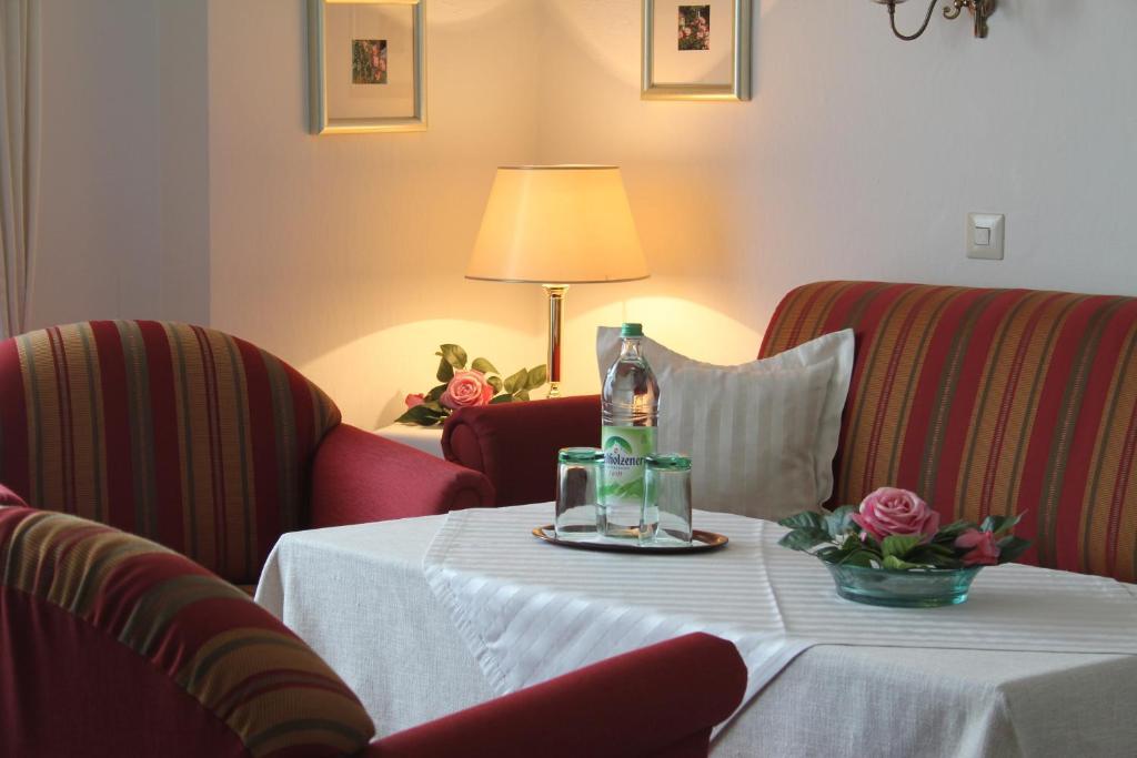 Hotel Steffl Garni Inkl Chiemgau Karte ルーポルディング エクステリア 写真
