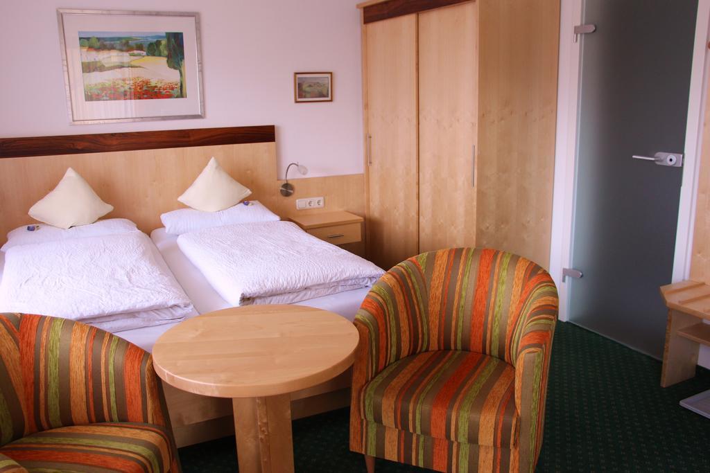 Hotel Steffl Garni Inkl Chiemgau Karte ルーポルディング 部屋 写真