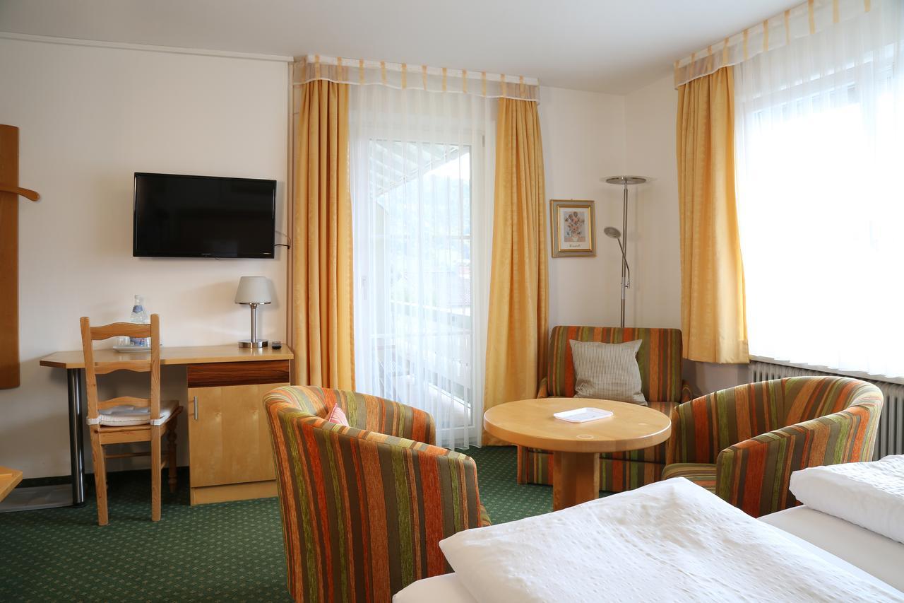 Hotel Steffl Garni Inkl Chiemgau Karte ルーポルディング エクステリア 写真