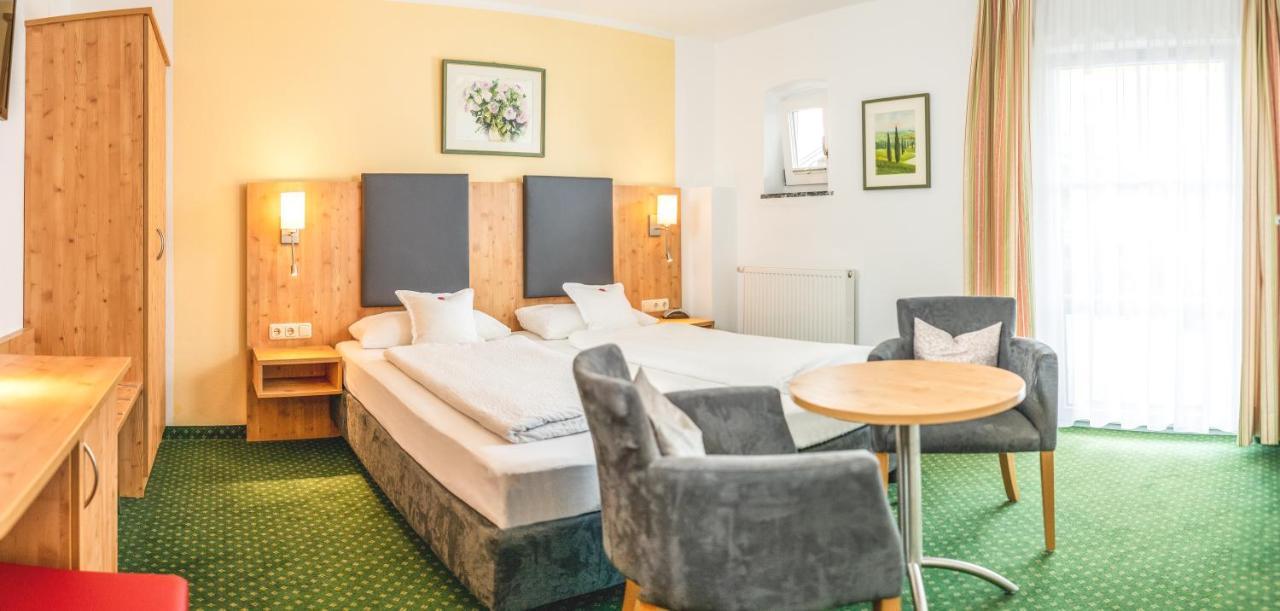 Hotel Steffl Garni Inkl Chiemgau Karte ルーポルディング エクステリア 写真